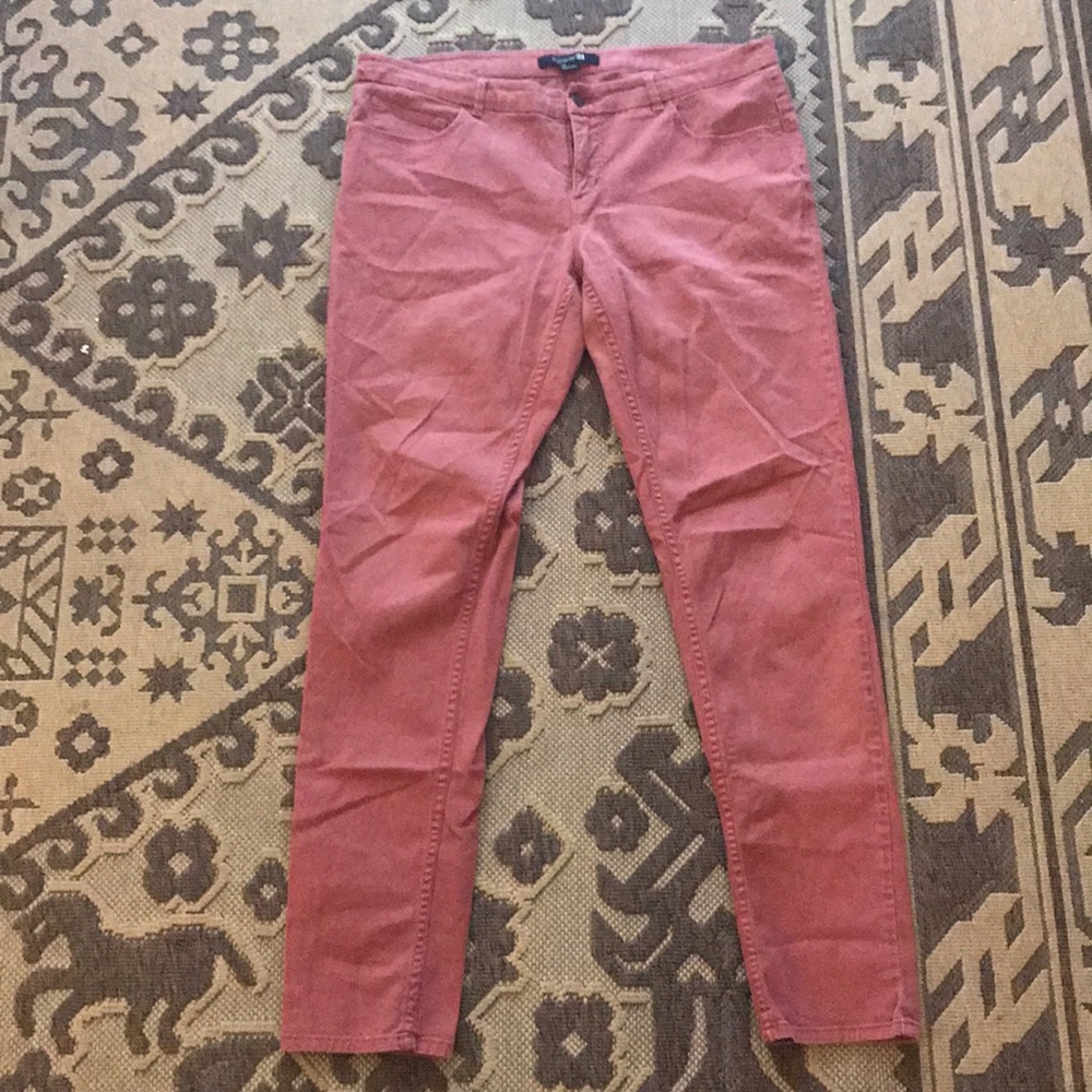 Salmon Jeans